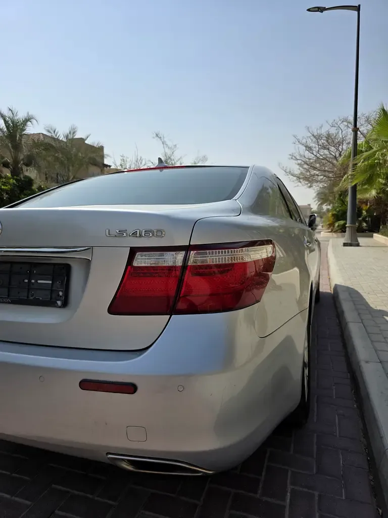 Lexus LS 4.6 AT RWD (380 حصان) - 5