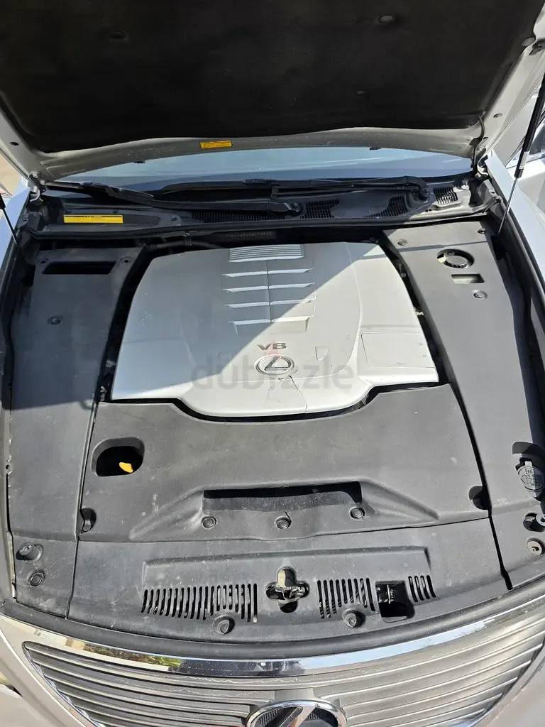 Lexus LS 4.6 AT RWD (380 حصان) - 7
