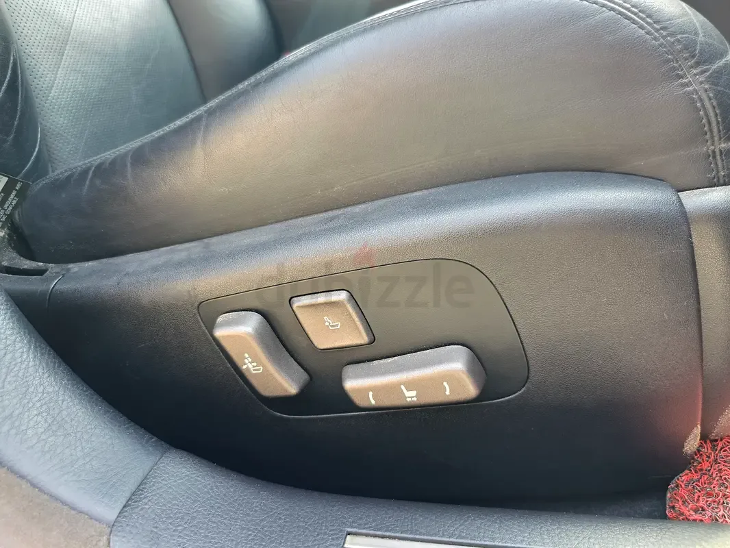 Lexus LS 4.6 AT RWD (380 حصان) - 11