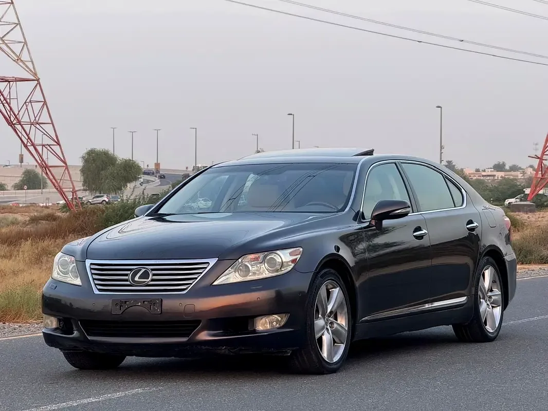 Lexus LS 460 AT (380 حصان) - 2