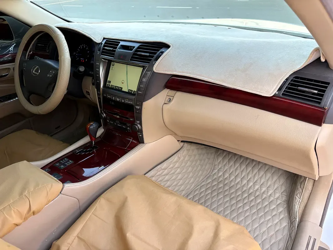 Lexus LS 460 AT (380 hp) - 10