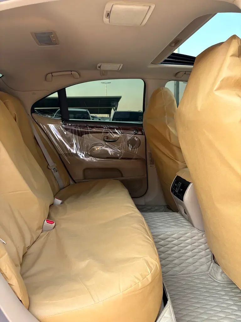 Lexus LS 460 AT (380 hp) - 15