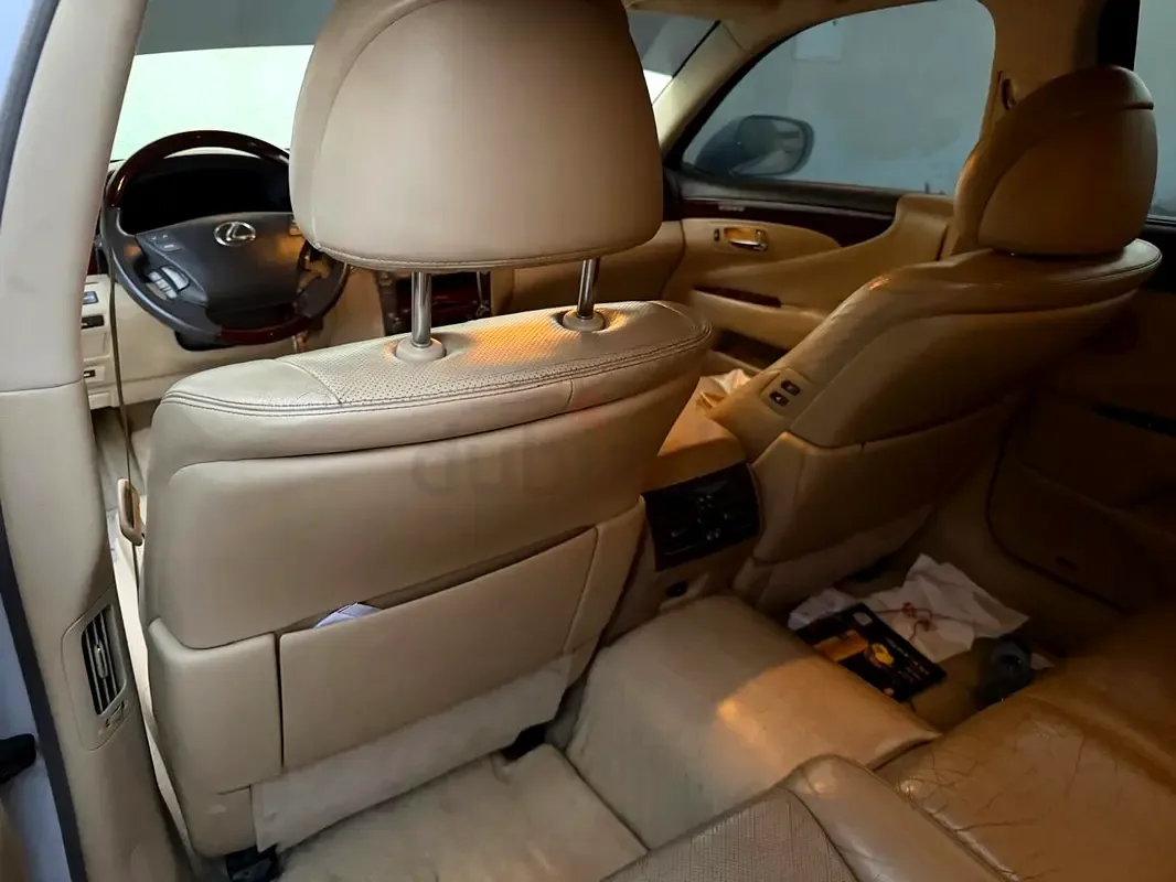 Lexus LS 460 AT (380 hp) - 4