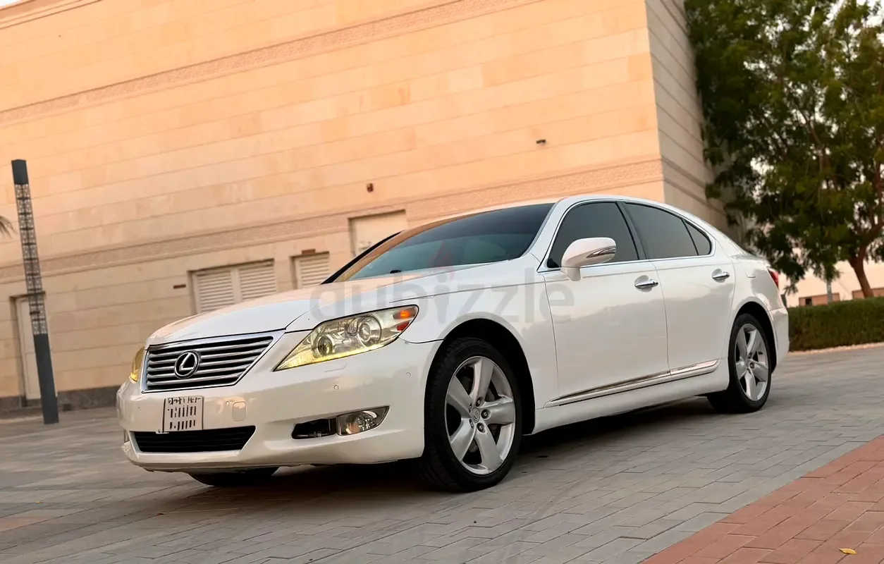 Lexus LS 460 AT (380 hp) - 3
