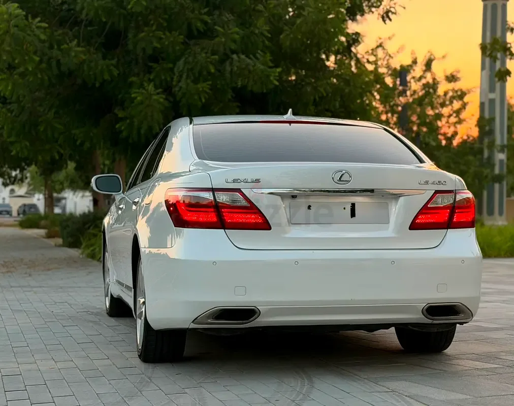 Lexus LS 460 AT (380 hp) - 5