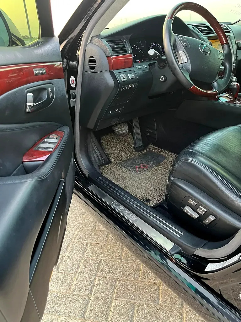 Lexus LS 460 AT (380 hp) - 7