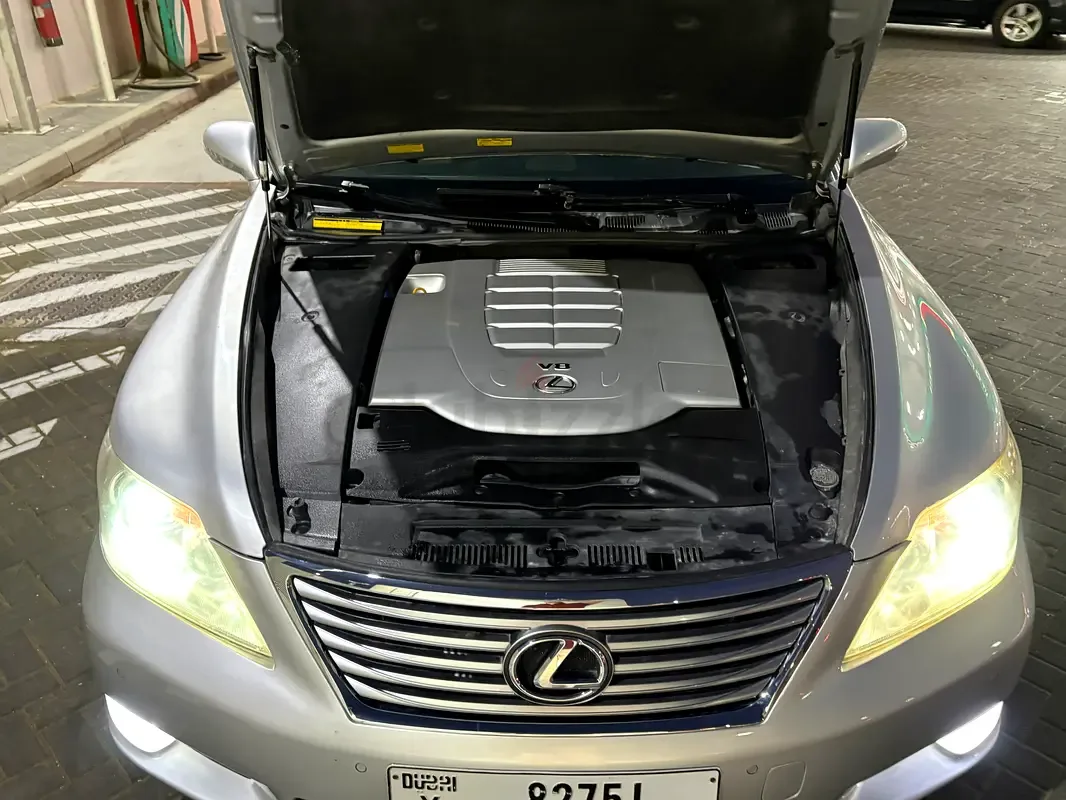 Lexus LS 460 AT (380 hp) - 8