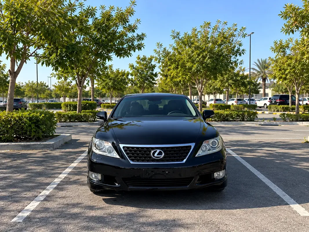Lexus LS 460 AT (380 حصان) - 2