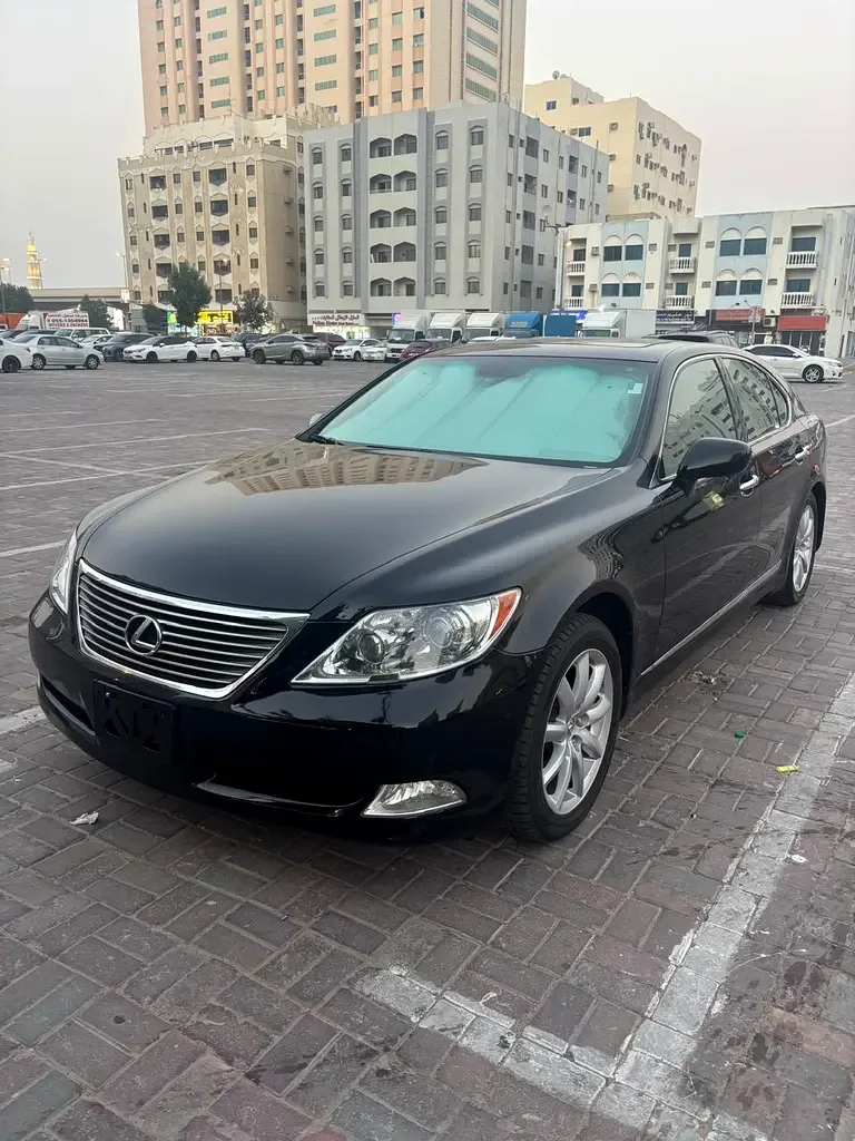 Lexus LS 460 AT (380 حصان) - 5