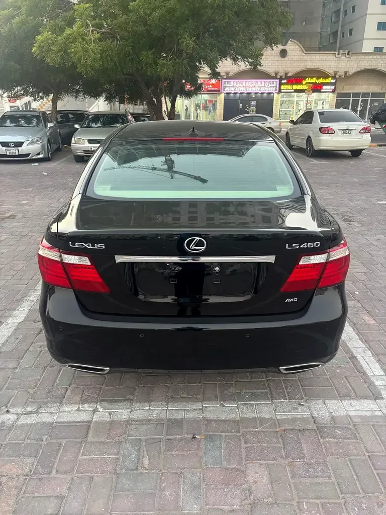 Lexus LS 460 AT (380 حصان) - 7