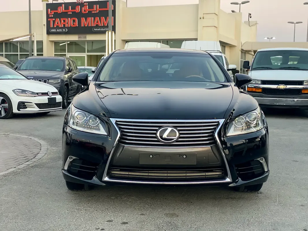 Lexus LS 460 AT (388 حصان) - 3