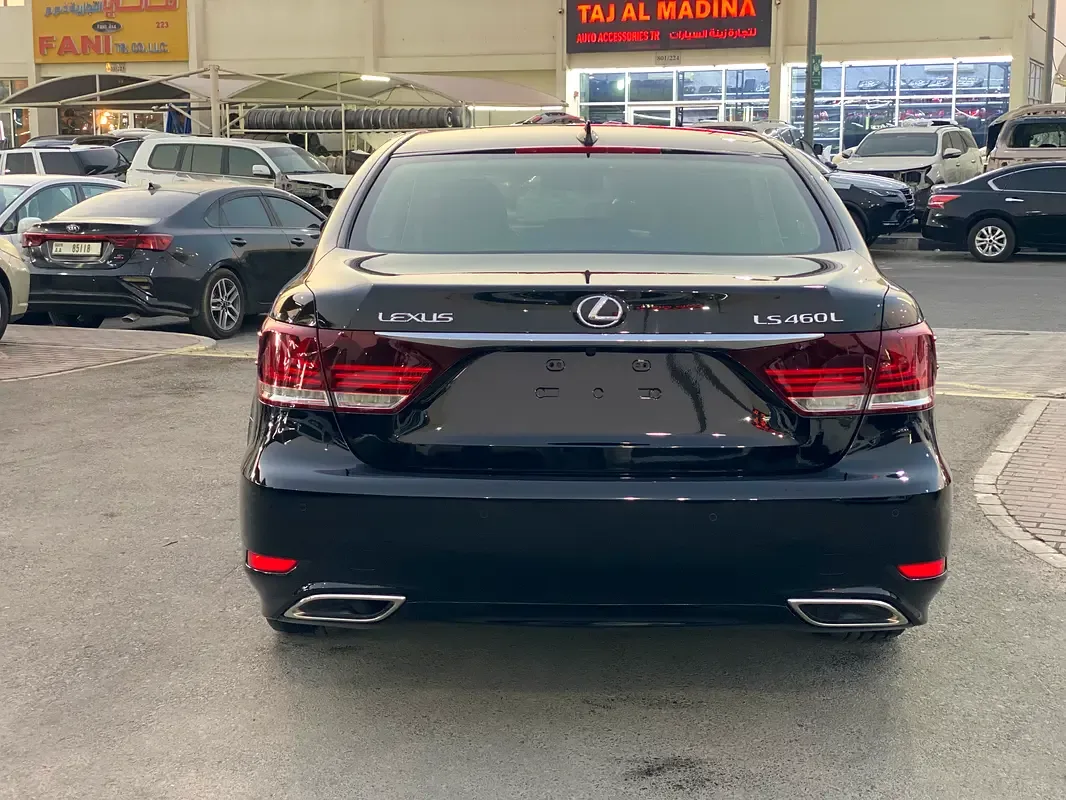 Lexus LS 460 AT (388 حصان) - 7