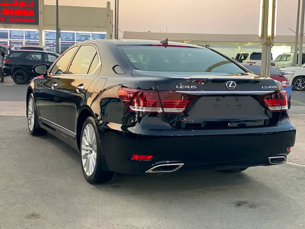 Lexus LS 460 AT (388 حصان) - 10