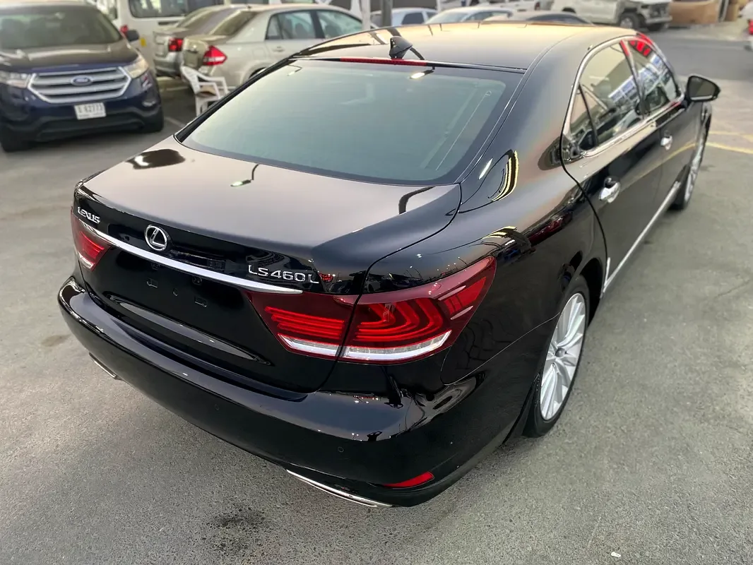 Lexus LS 460 AT (388 حصان) - 9