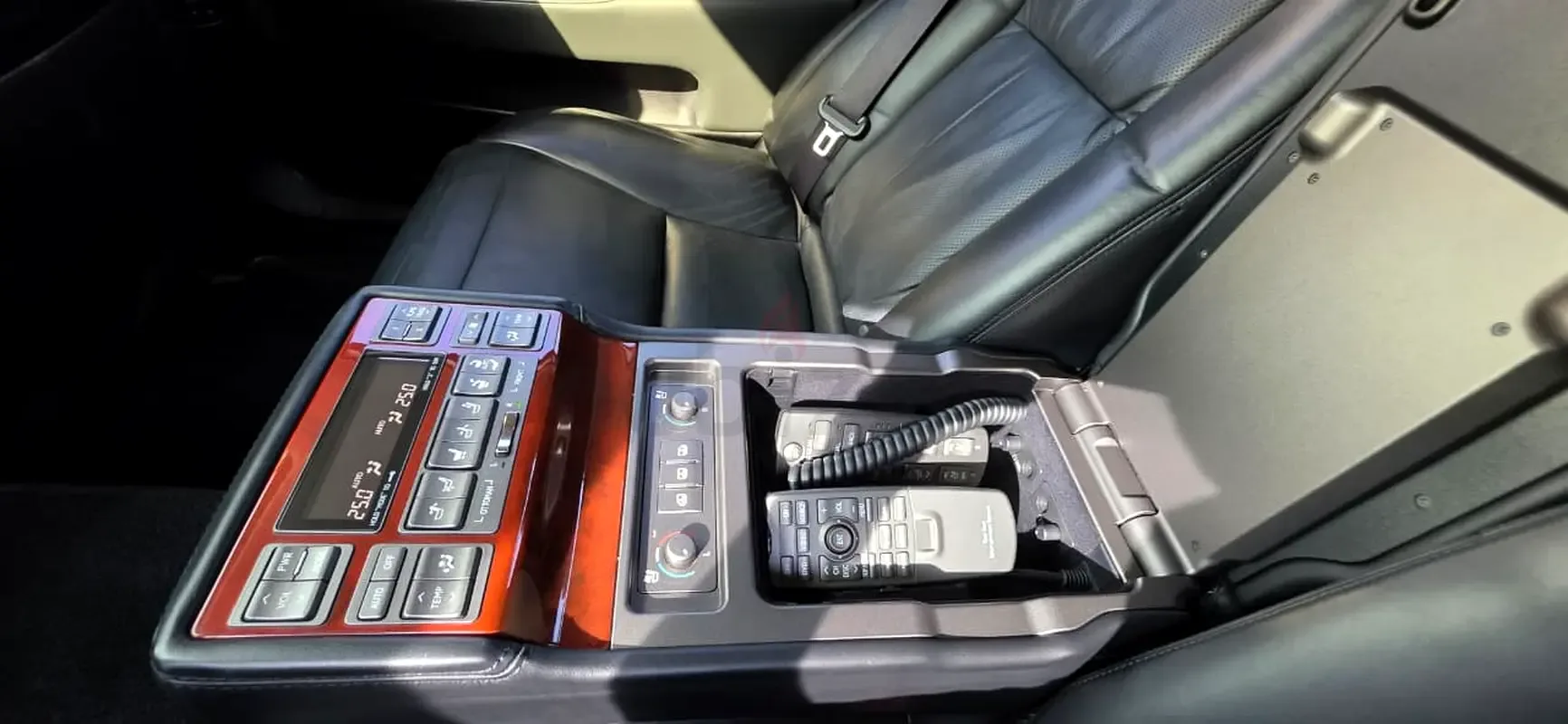 Lexus LS 460 L  AT (381 حصان) - 5