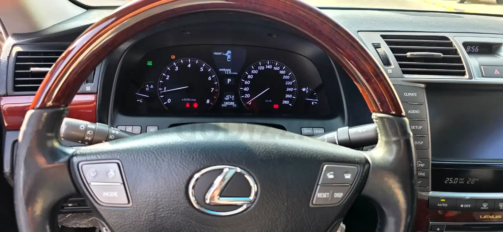 Lexus LS 460 L  AT (381 حصان) - 9