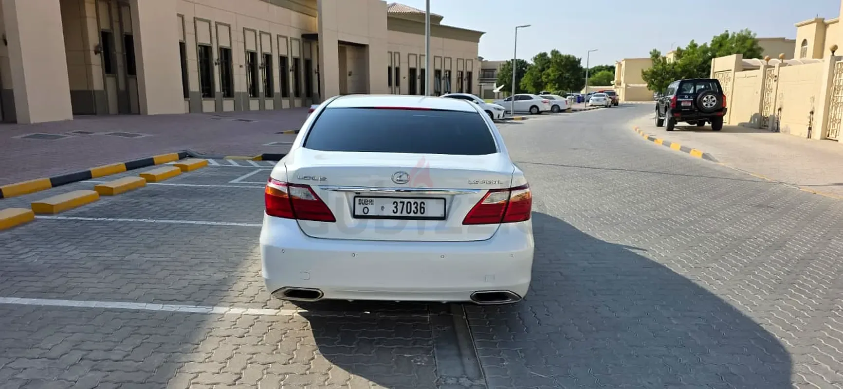 Lexus LS 460 L  AT (381 حصان) - 12