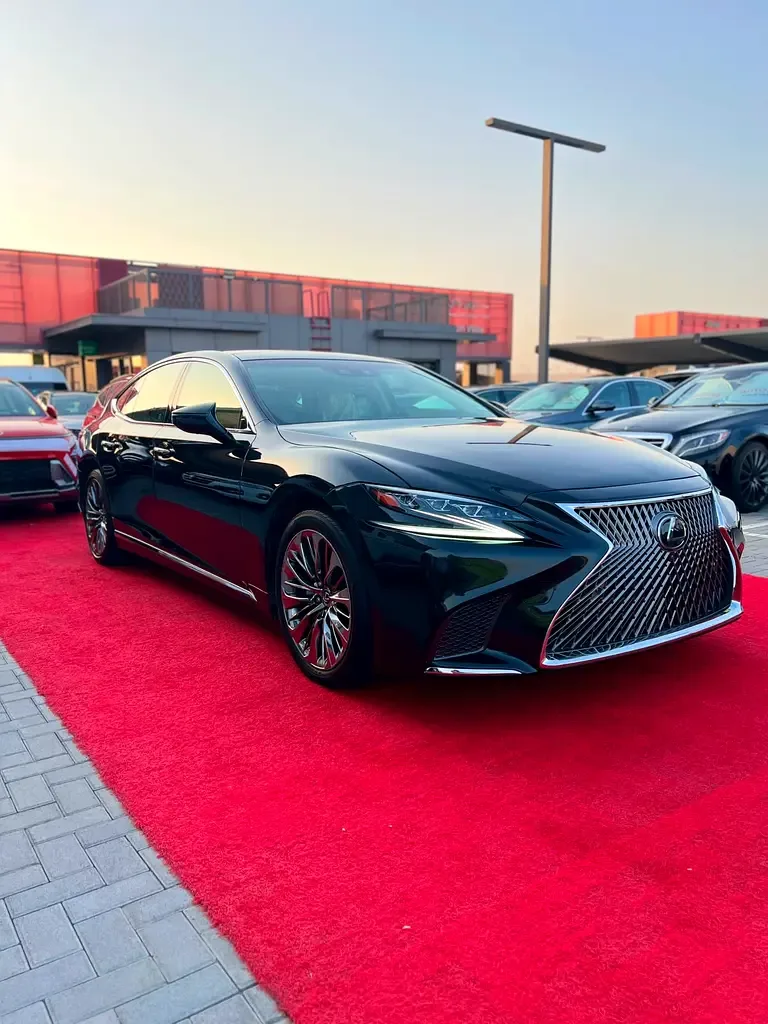 Lexus LS 500 AT (421 حصان) - 2