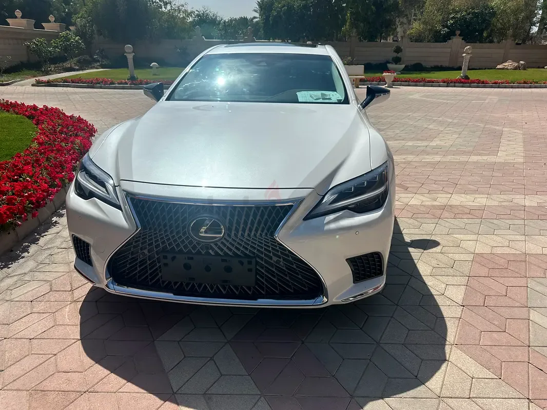 Lexus LS 500 AT (421 حصان) - 5