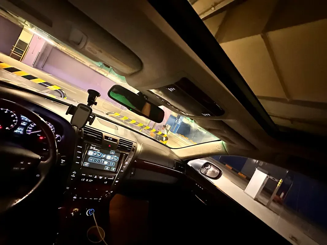 Lexus LS 600h CVT AWD (394 hp) - 2