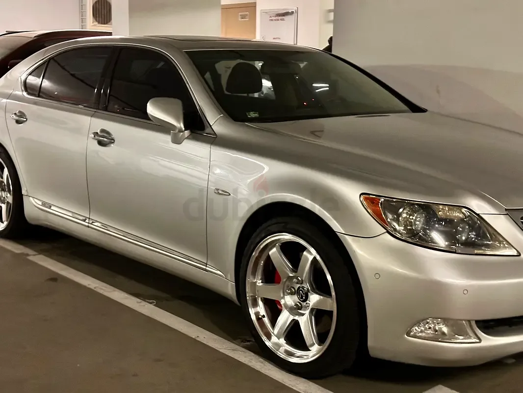 Lexus LS 600h CVT AWD (394 hp) - 6