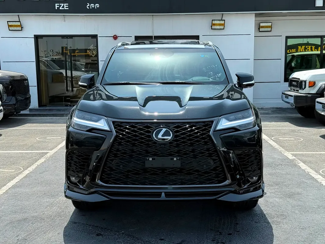 Lexus LX 3.5 AT 4WD (415 hp)
