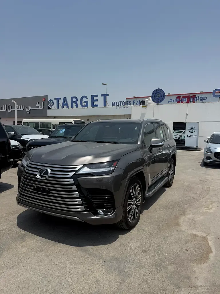 Lexus LX 3.5 AT 4WD (415 hp)