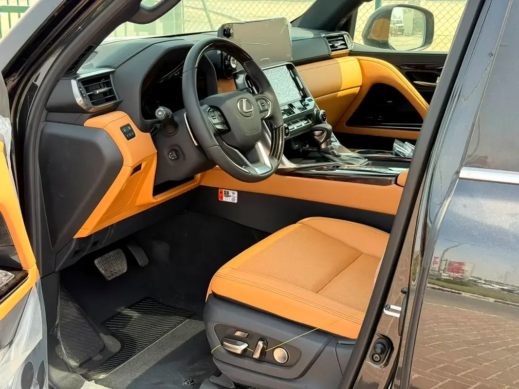 Lexus LX 3.5 AT 4WD (415 حصان) - 10