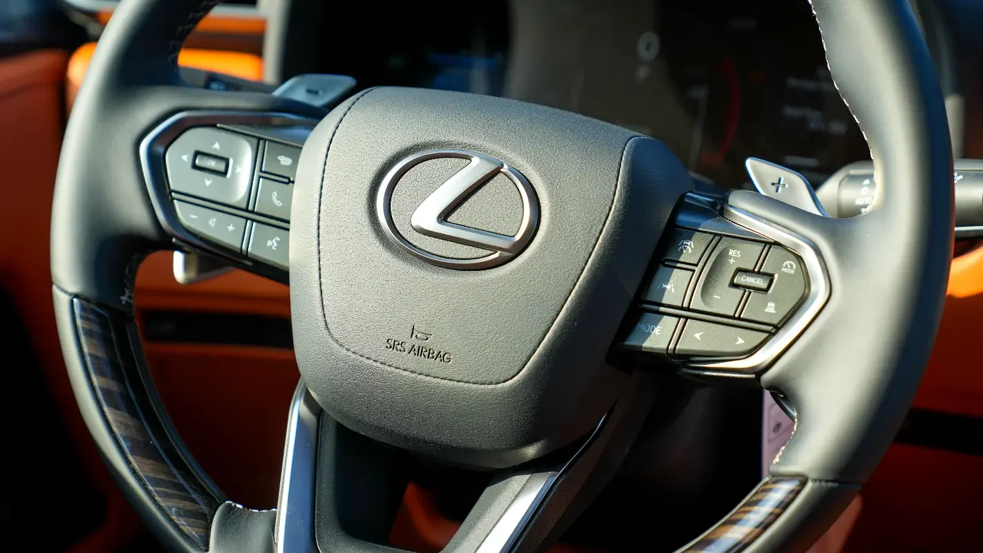 Lexus LX 3.5 AT 4WD (415 hp) - 9