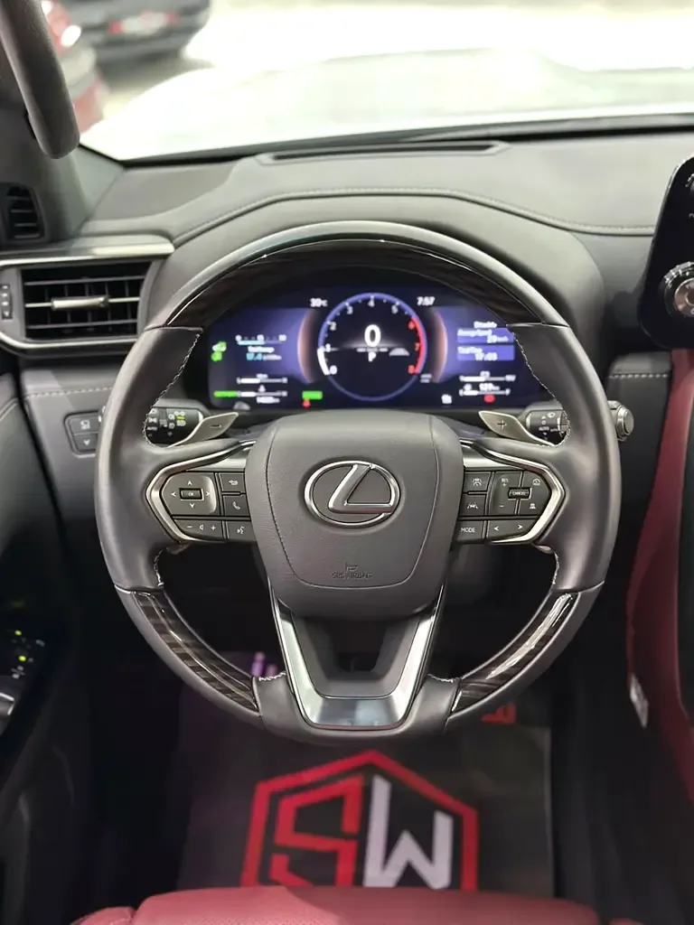 Lexus LX 3.5 AT 4WD (457 hp) - 12