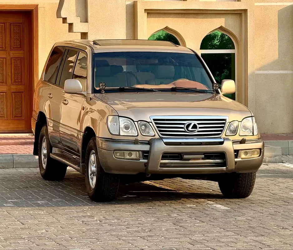 Lexus LX 470 AT (234 hp)