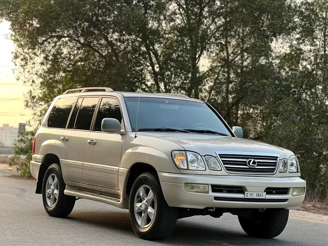 Lexus LX 470 AT (238 hp)