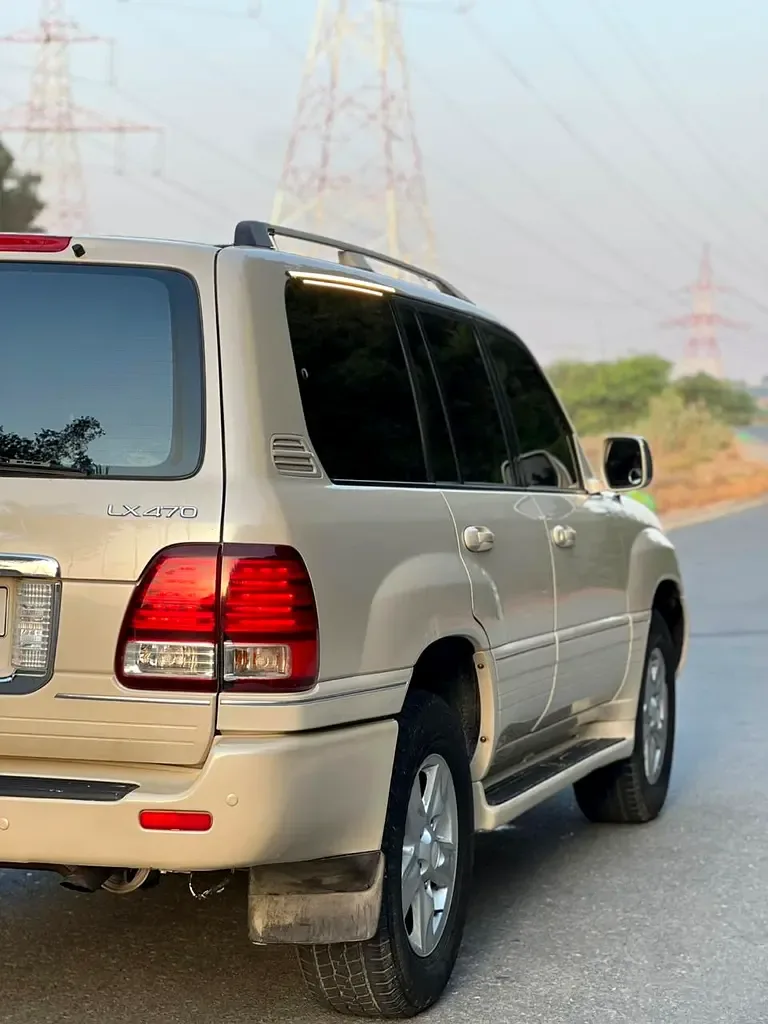 Lexus LX 470 AT (238 حصان) - 9