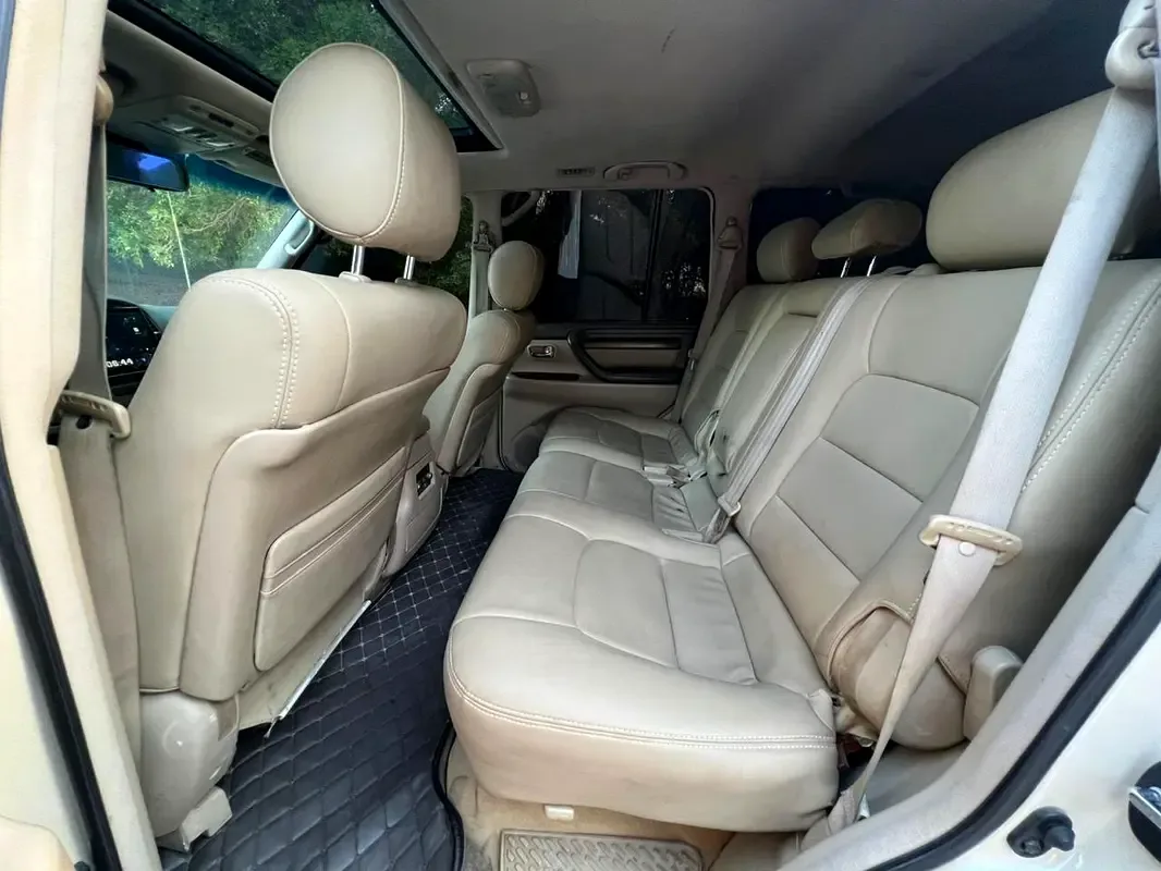 Lexus LX 470 AT (238 حصان) - 18