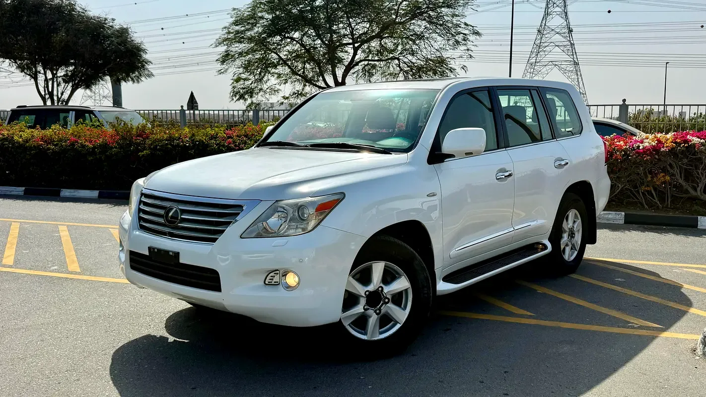 Lexus LX 570 AT (367 hp)