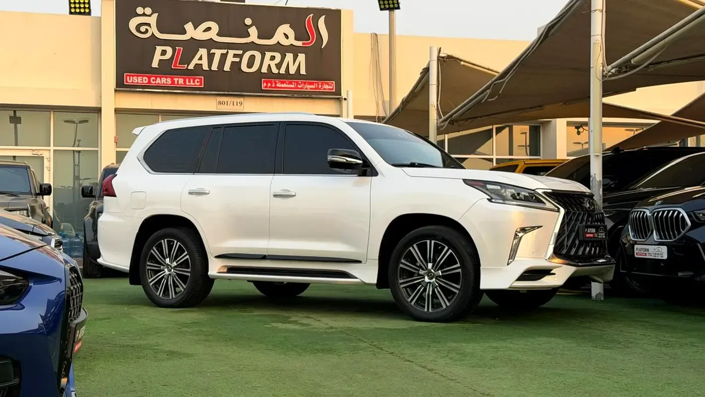 Lexus LX 570 AT (367 hp)