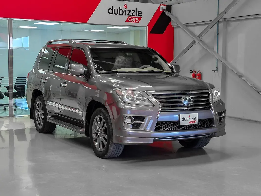 Lexus LX 570 AT (367 hp)