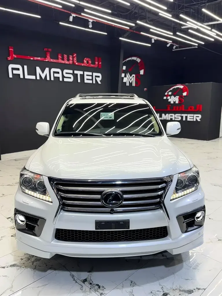 Lexus LX 570 AT (367 hp)