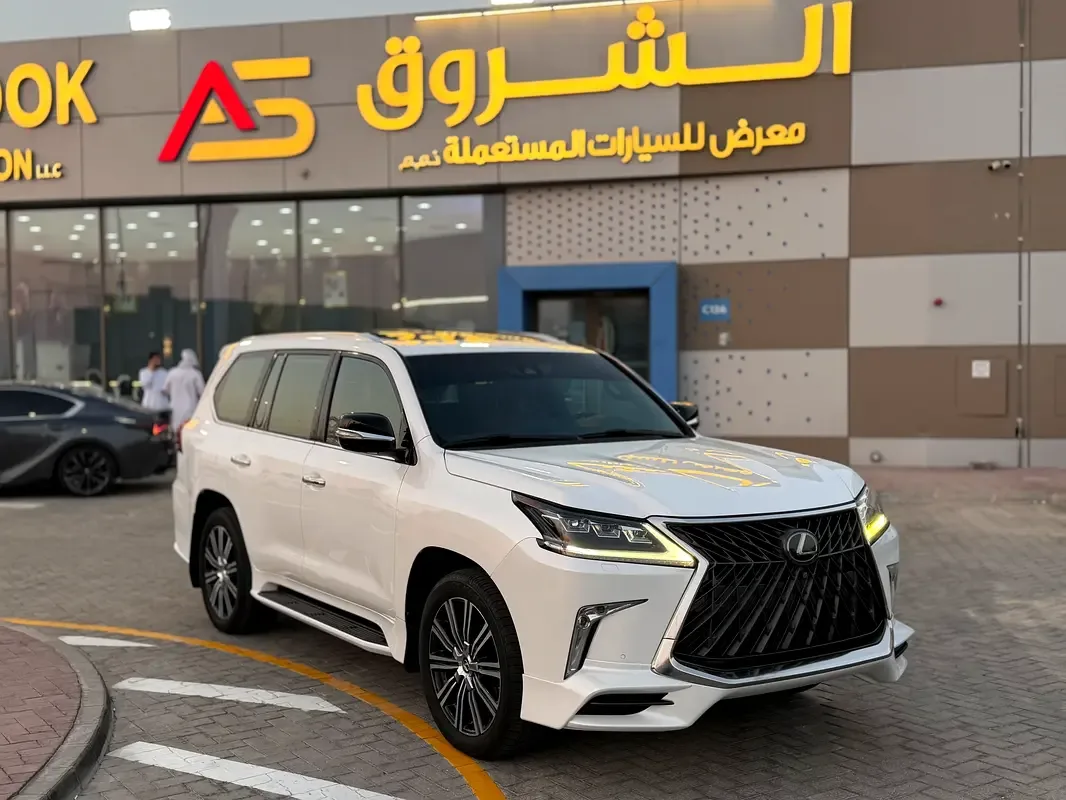 Lexus LX 570 AT (367 hp)