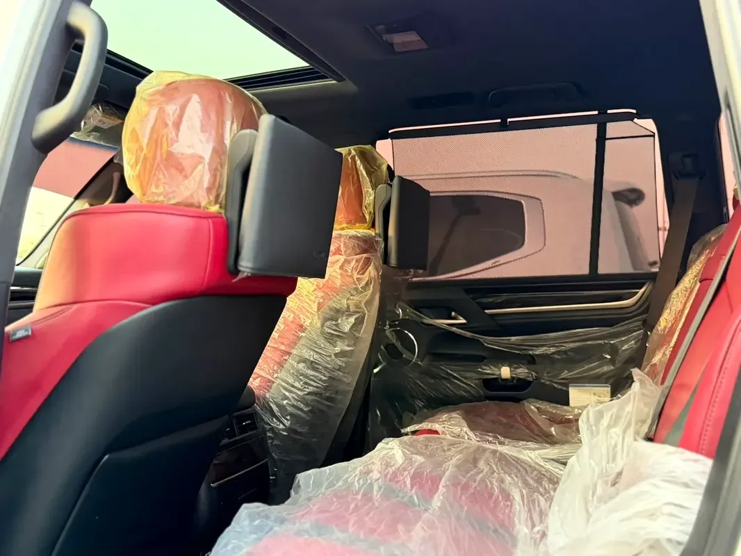 Lexus LX 570 AT (367 حصان) - 17