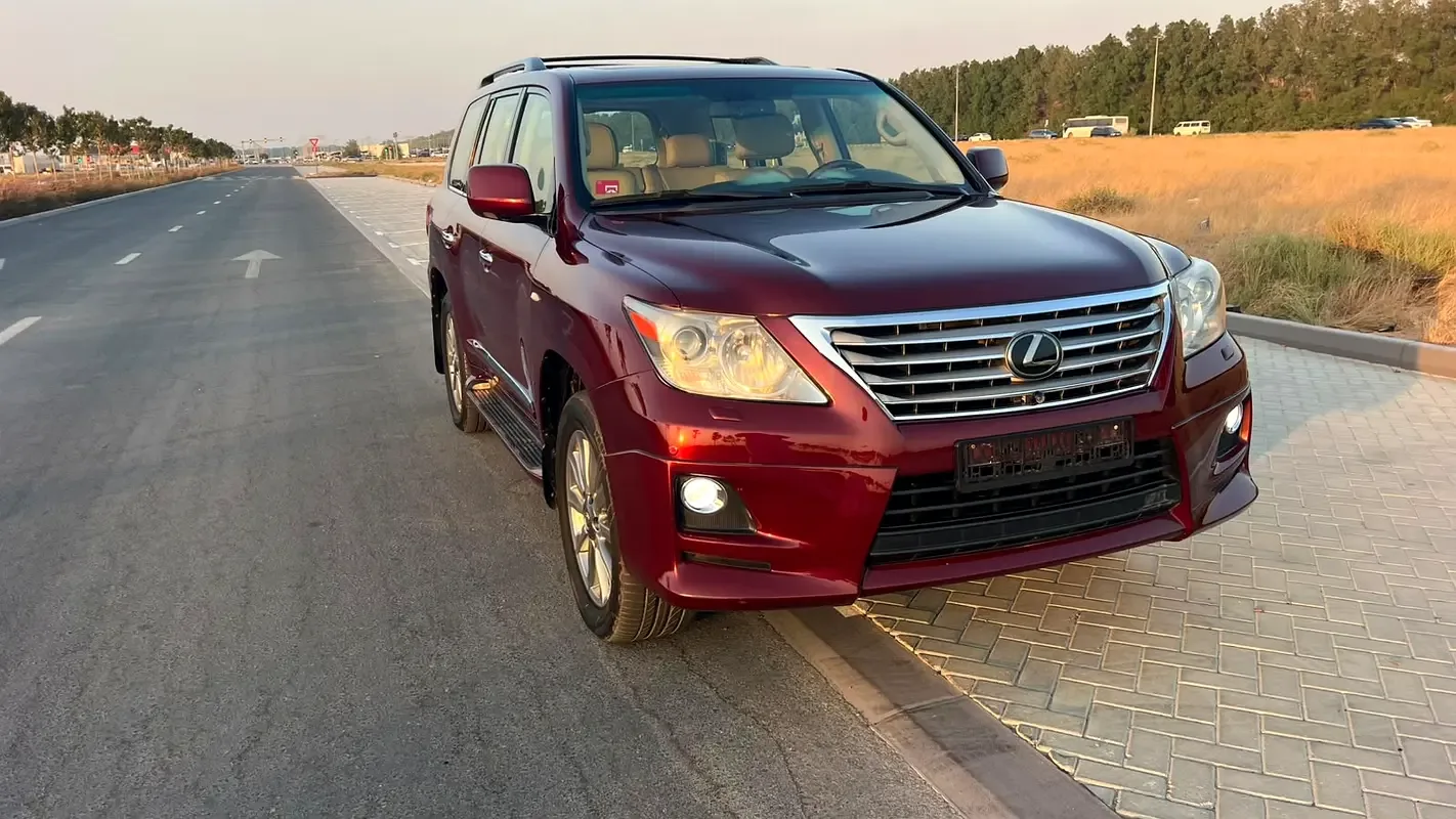 Lexus LX 570 AT (367 hp) - 4