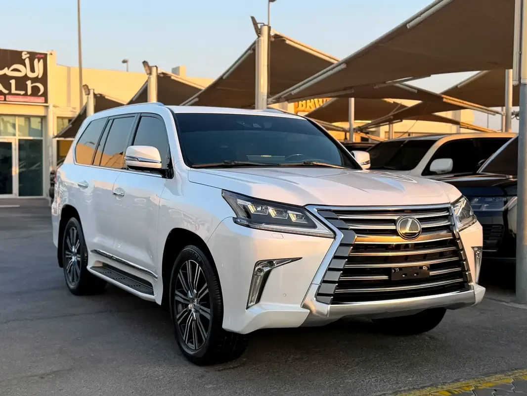 Lexus LX 570 AT (367 hp) - 2