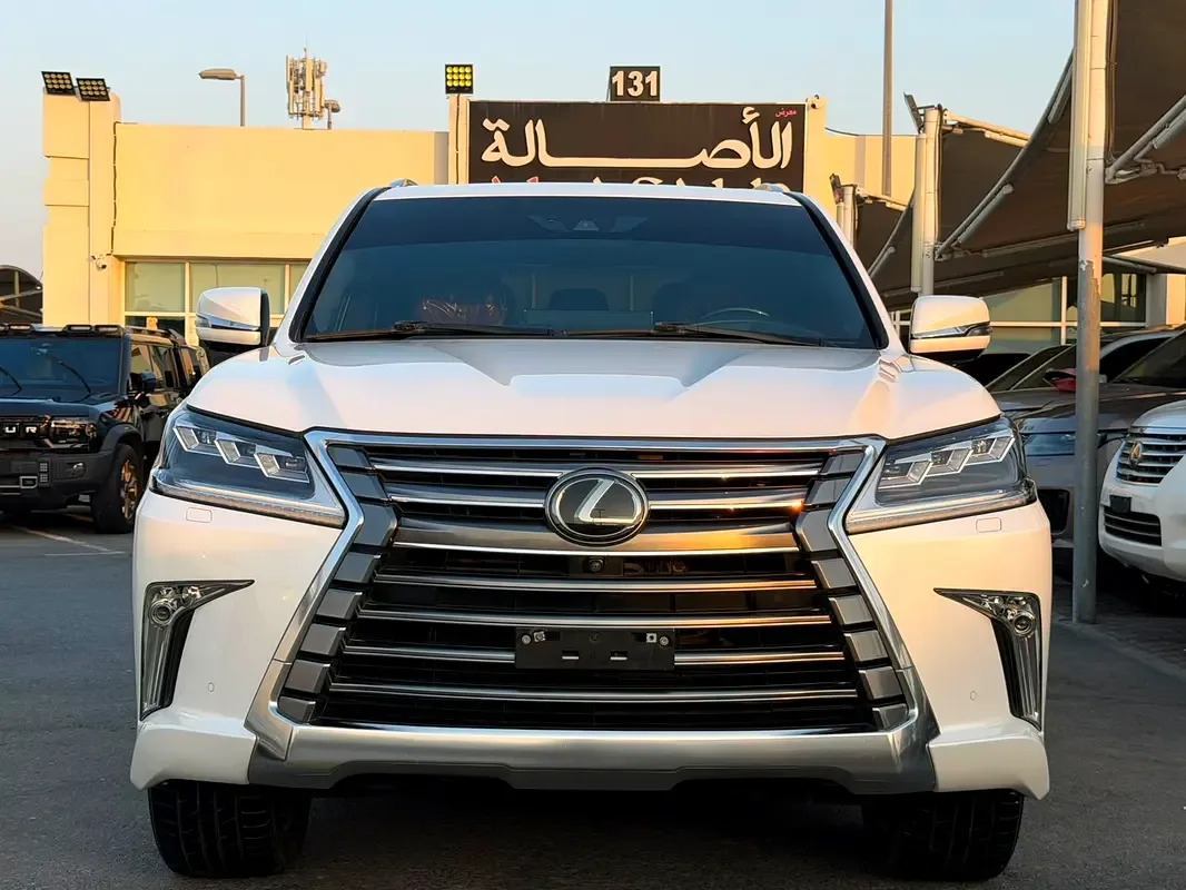 Lexus LX 570 AT (367 hp)
