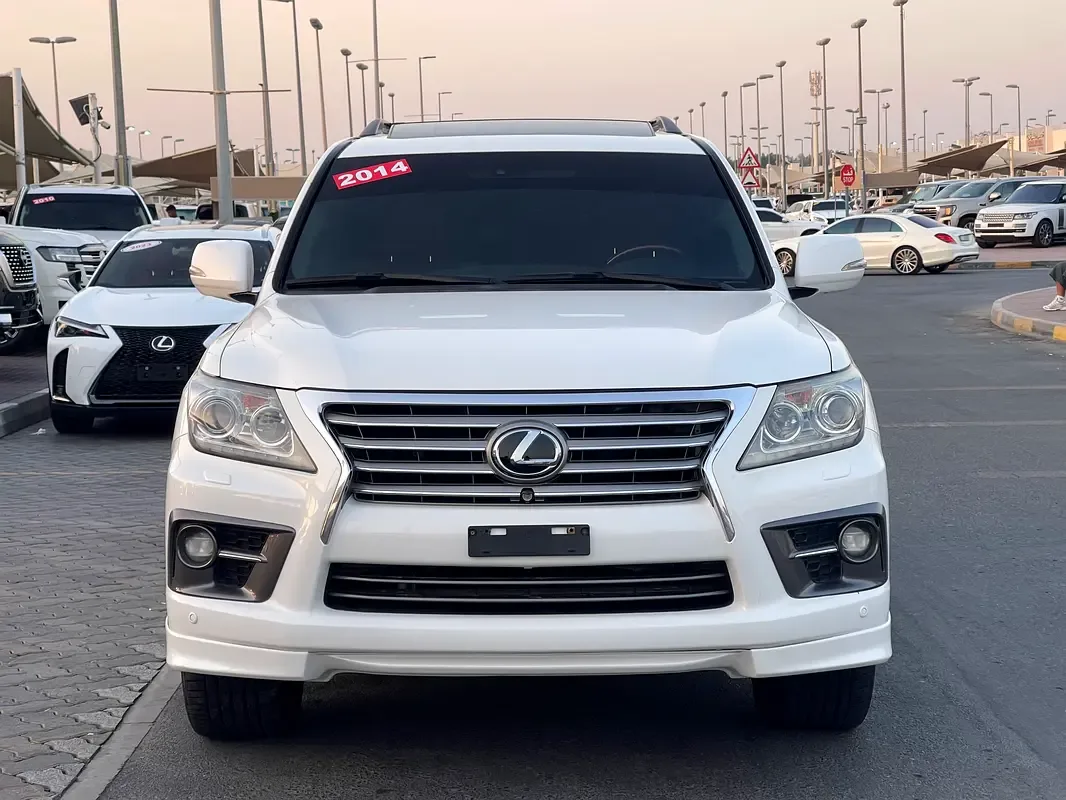 Lexus LX 570 AT (367 hp)