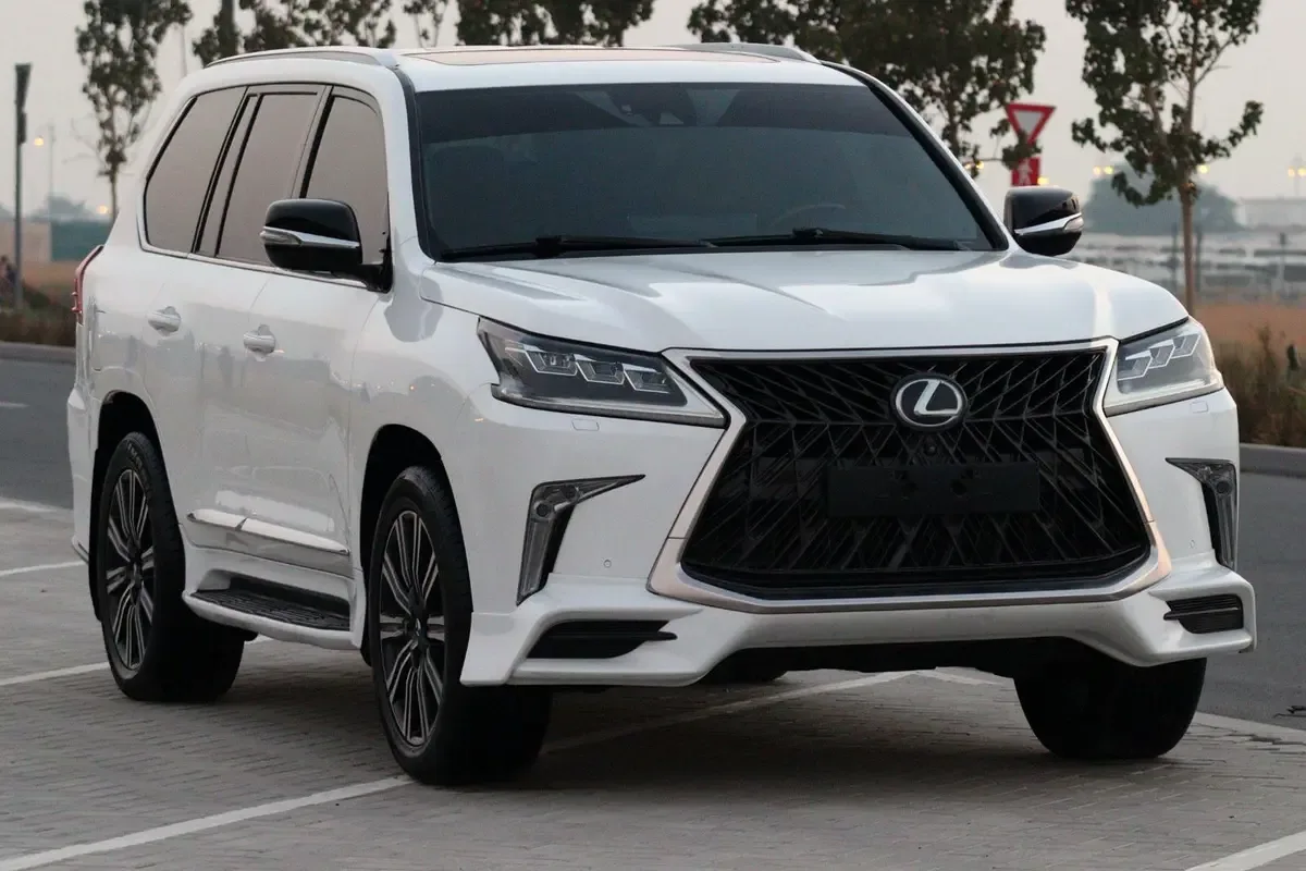 Lexus LX 570 AT (367 hp)