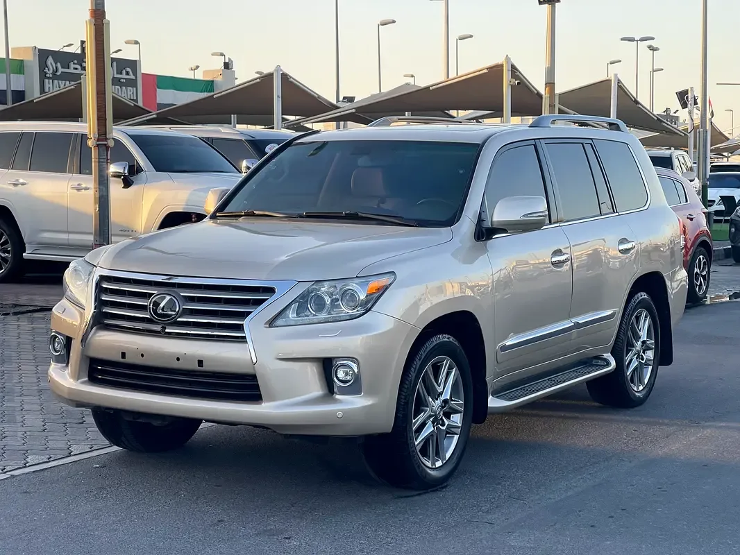 Lexus LX 570 AT (367 حصان) - 2
