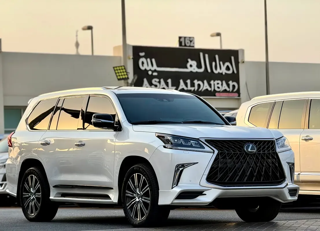 Lexus LX 570 AT (367 hp) - 4