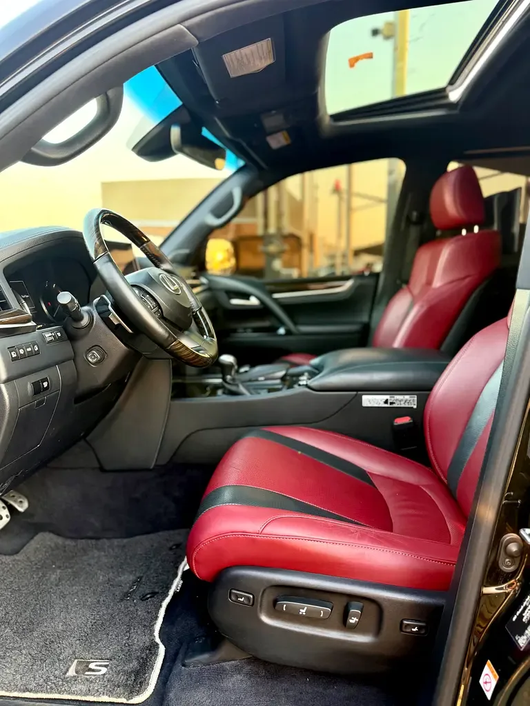 Lexus LX 570 AT (367 حصان) - 12