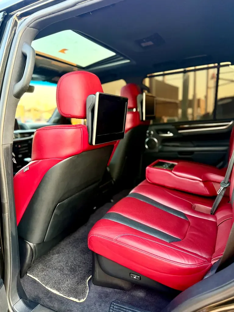 Lexus LX 570 AT (367 حصان) - 15