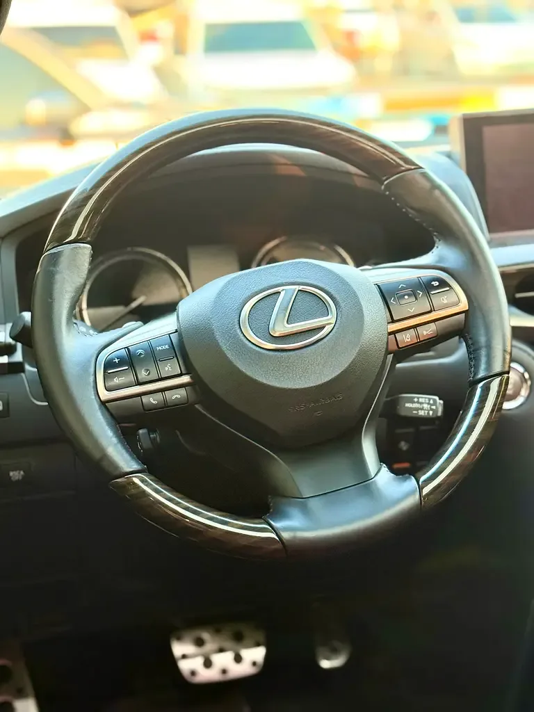 Lexus LX 570 AT (367 حصان) - 17